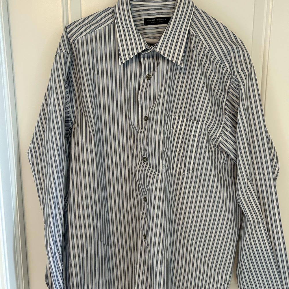 Classic Men's Stripe Button-Up Shirt - Blue & White